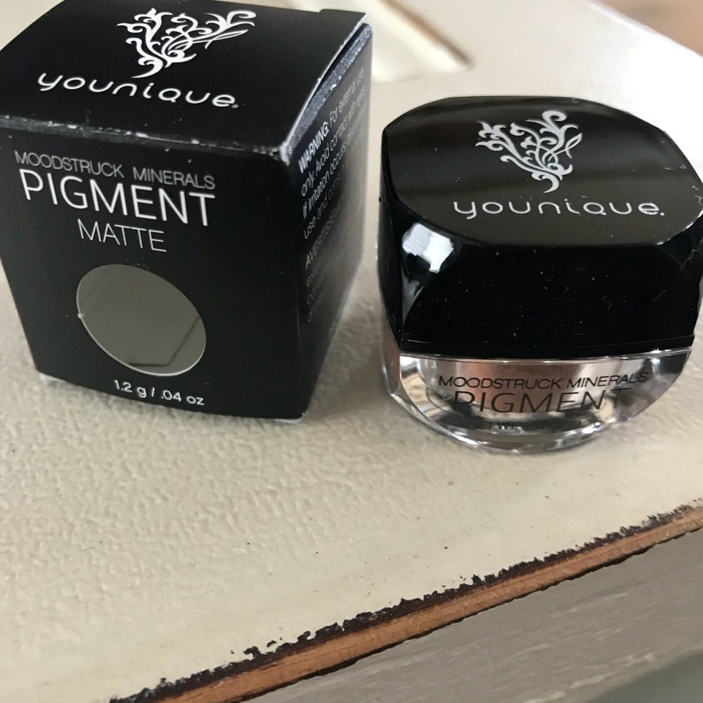 Eyeshadow